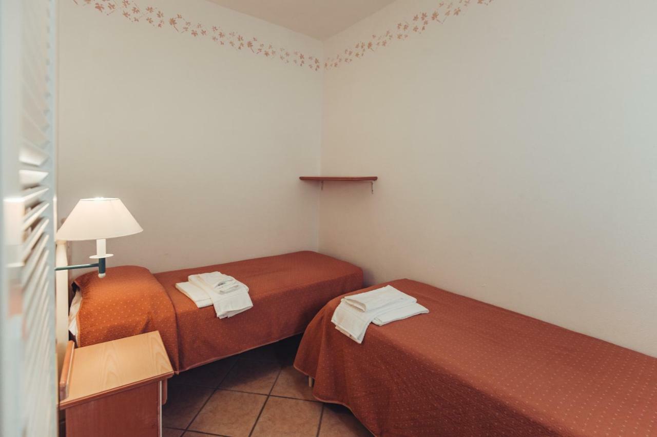 Residence Hotel Nuraghe Porto Rotondo Eksteriør billede